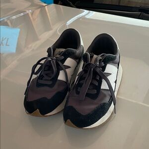 New Balance Black and White Athletic Shoes